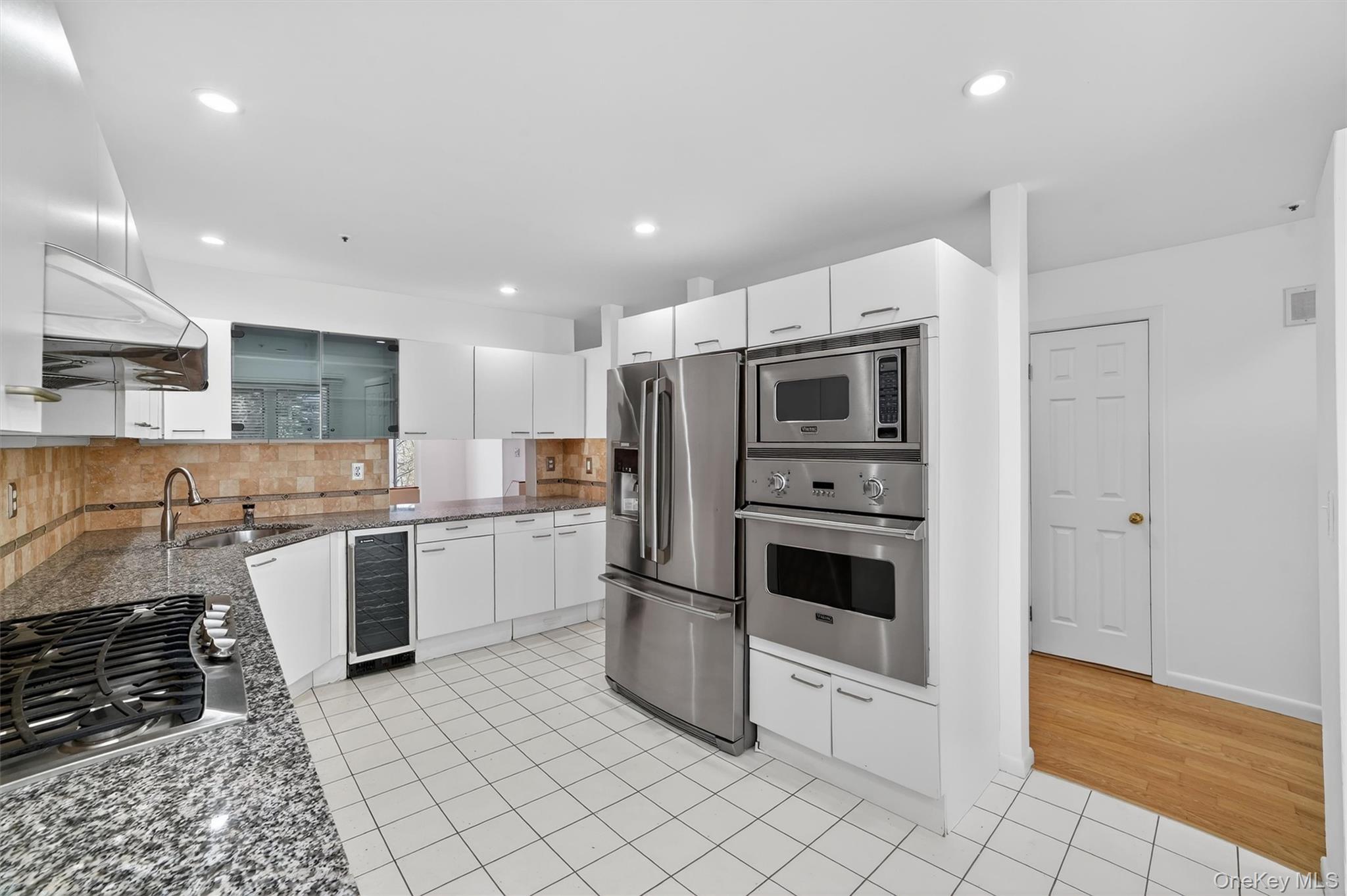 57 Boulder Ridge Road, Unit 57 Scarsdale, NY 10583 - Photo 7 of 45