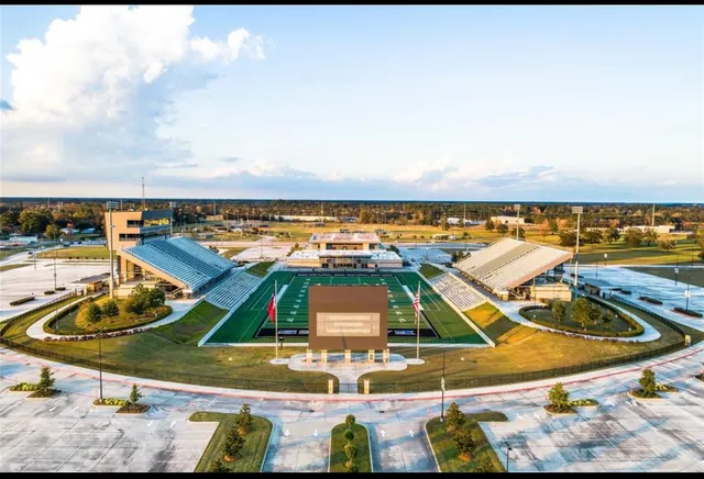 $1,950 | 21126 Trivento Drive, New Caney, TX 77357