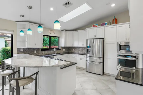 $795,000 | 4194 Southwest Gleneagle Circle, Palm City, FL 34990