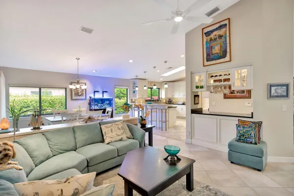 $795,000 | 4194 Southwest Gleneagle Circle, Palm City, FL 34990