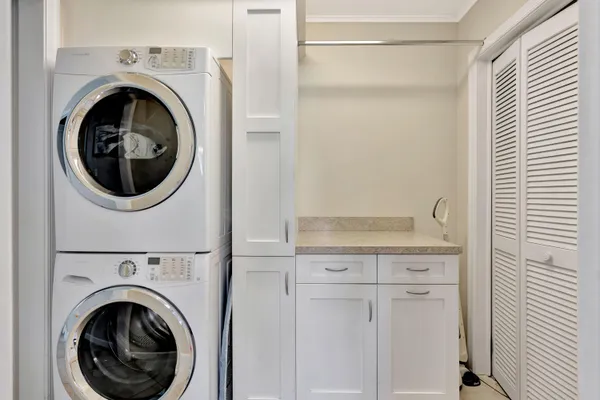 $795,000 | 4194 Southwest Gleneagle Circle, Palm City, FL 34990