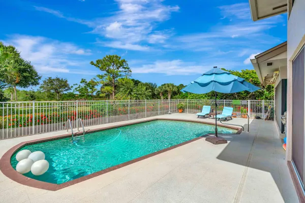 $795,000 | 4194 Southwest Gleneagle Circle, Palm City, FL 34990