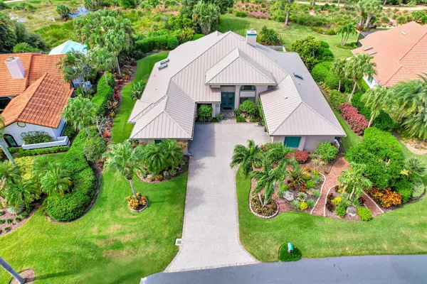 $795,000 | 4194 Southwest Gleneagle Circle, Palm City, FL 34990
