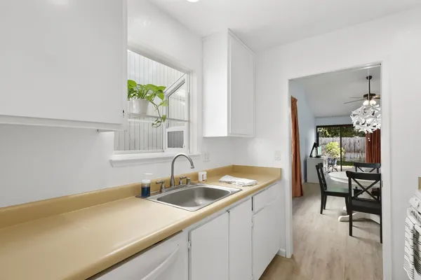 $499,999 | 4318 Cowell Boulevard, Davis, CA 95618