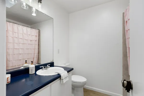 $499,999 | 4318 Cowell Boulevard, Davis, CA 95618