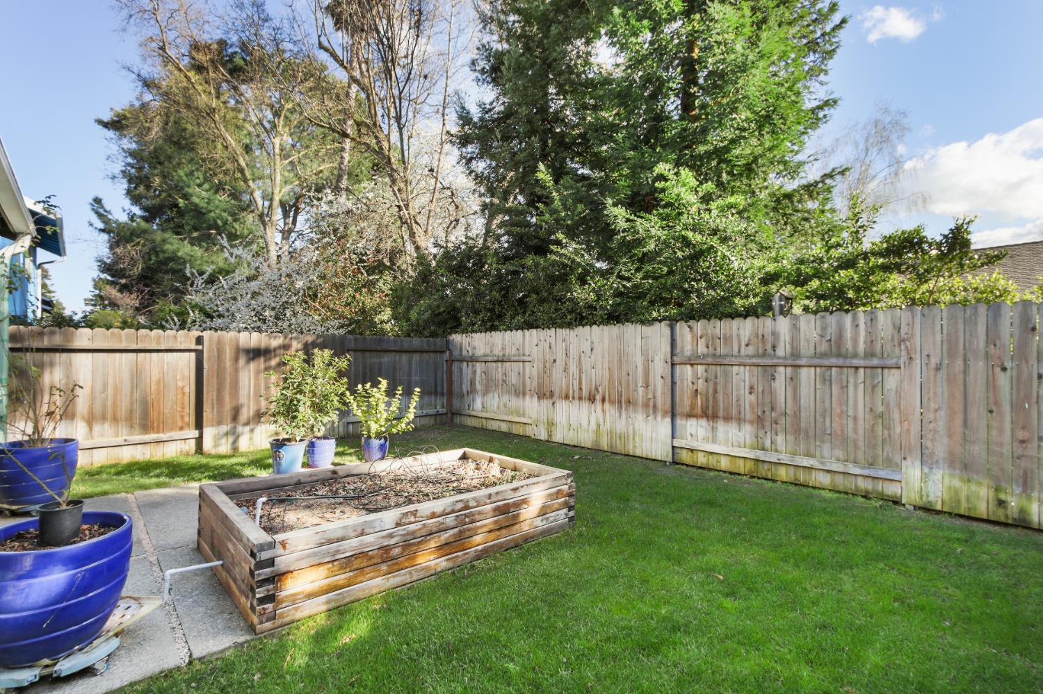 4318 Cowell Boulevard Davis, CA 95618 - Photo 26 of 36