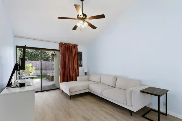 $499,999 | 4318 Cowell Boulevard, Davis, CA 95618