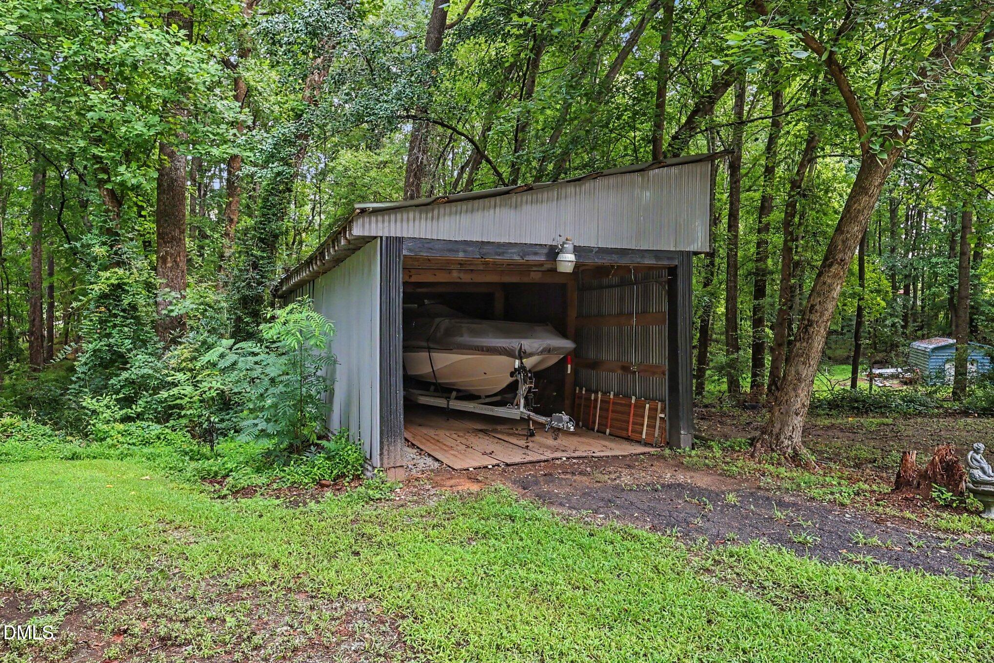 9208 Holly Springs Road Apex, NC 27539 - Photo 39 of 52 041_file_9919
