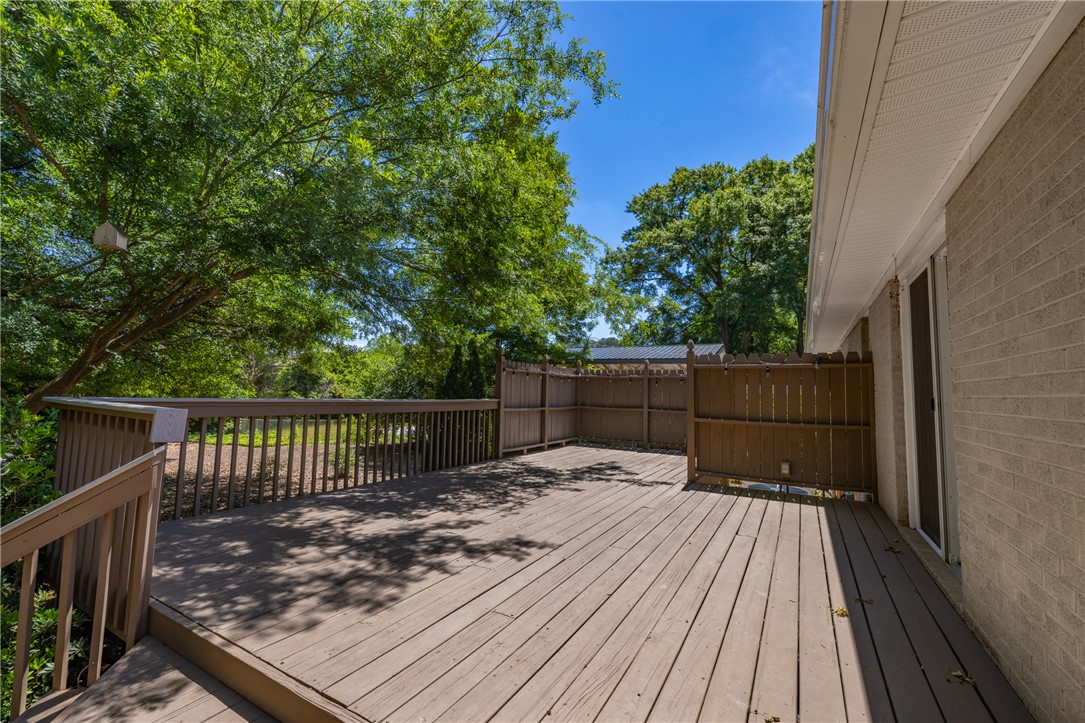 208 Mountain View Lane Clemson, SC 29631 - Photo 30 of 39