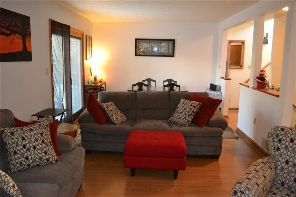 9252 Highland Road Pittsburgh, PA 15237 - Photo 4 of 17 Gallery Image 4
