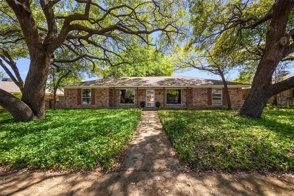 $499,000 | 2616 Pin Oak Lane, Plano, TX 75075