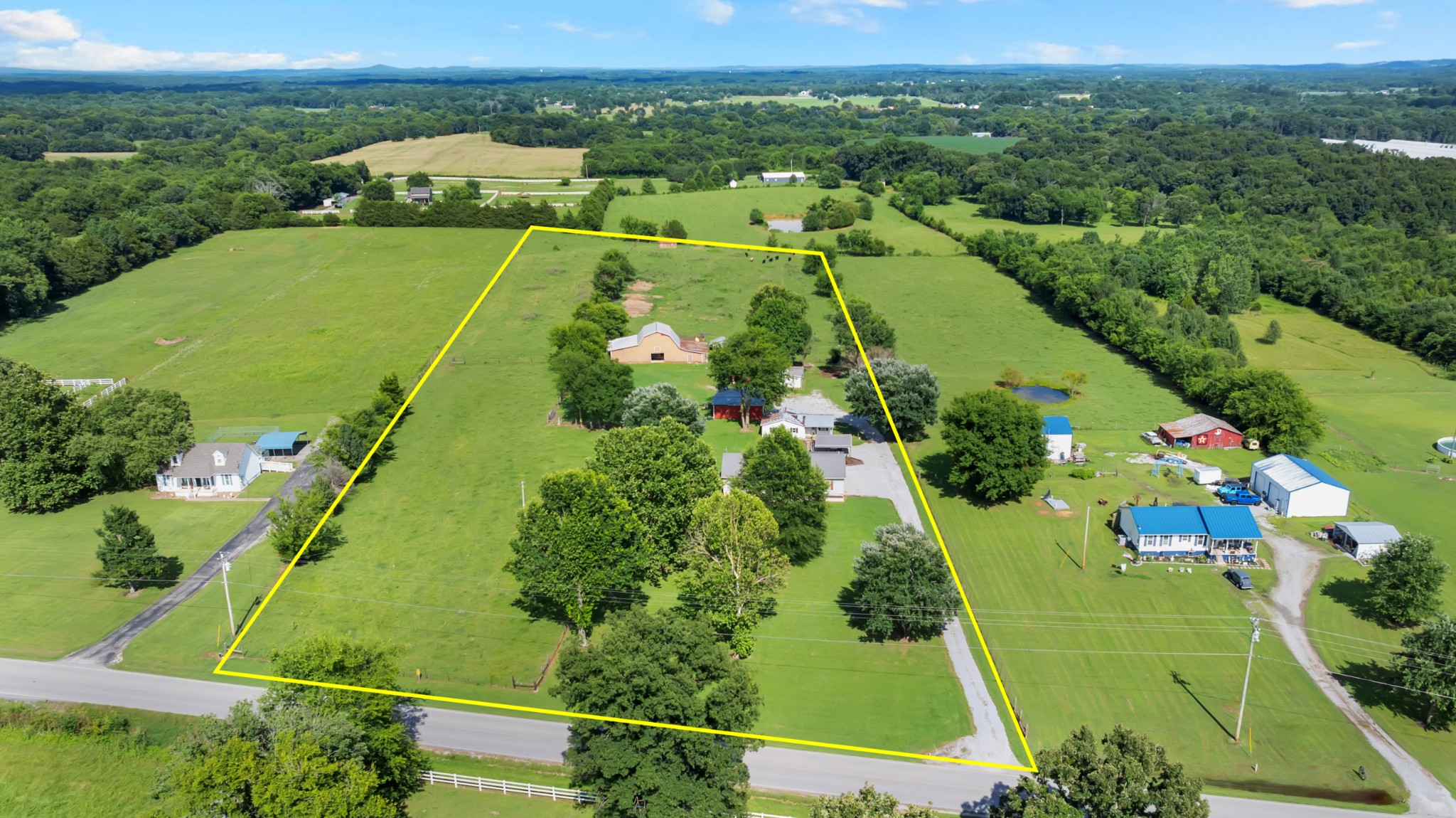 257 Whitaker Road Shelbyville, TN 37160 - Photo 43 of 46