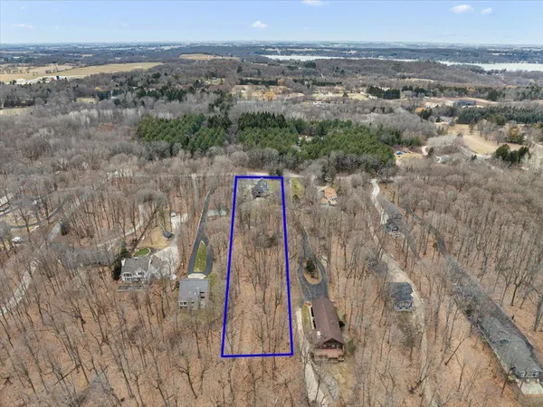 $425,000 | 3973 Oak Avenue, Polk, WI 53095