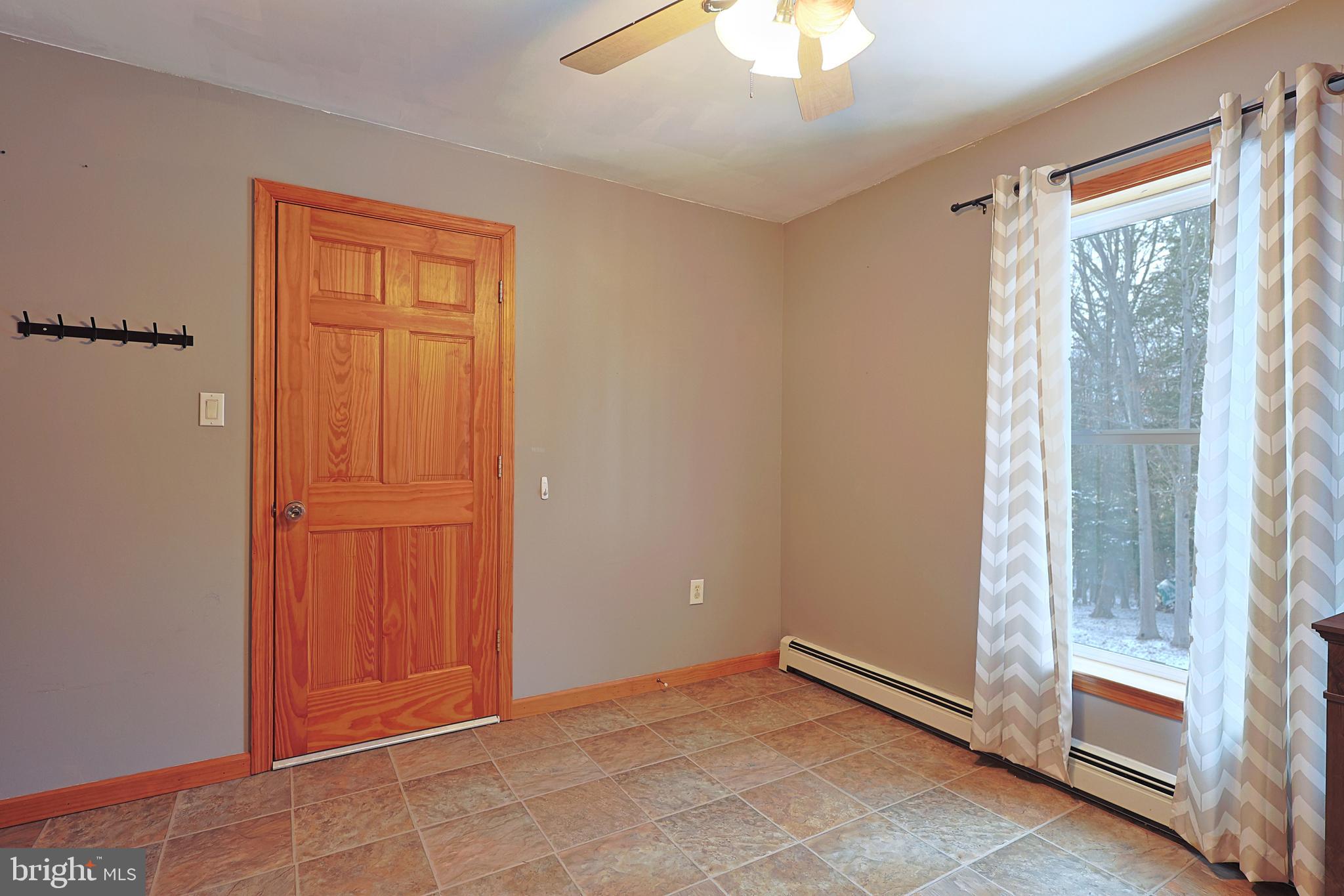 2021 Frostburg Road Frostburg, MD 21532 - Photo 47 of 67 an empty room with window