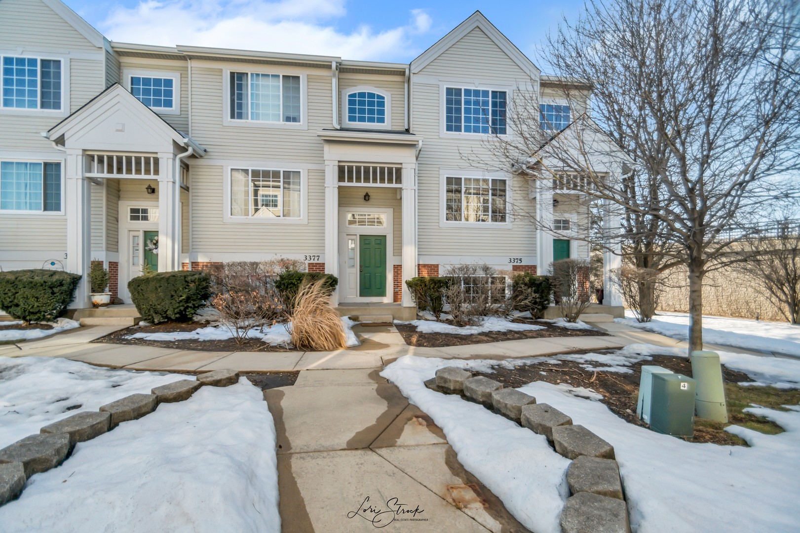 3377 Ravinia Circle Aurora, IL 60504 - Photo 1 of 10