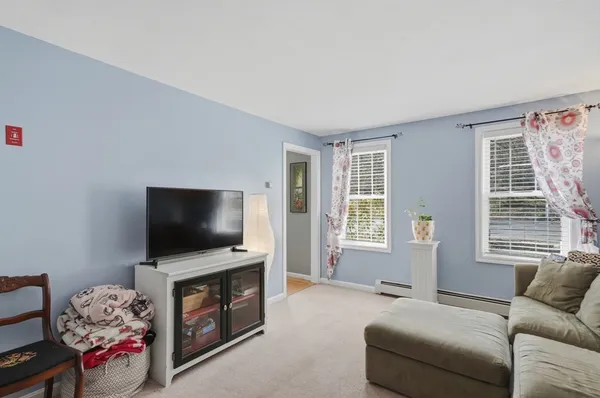 $599,900 | 87 South Riverview Street, Haverhill, MA 01835