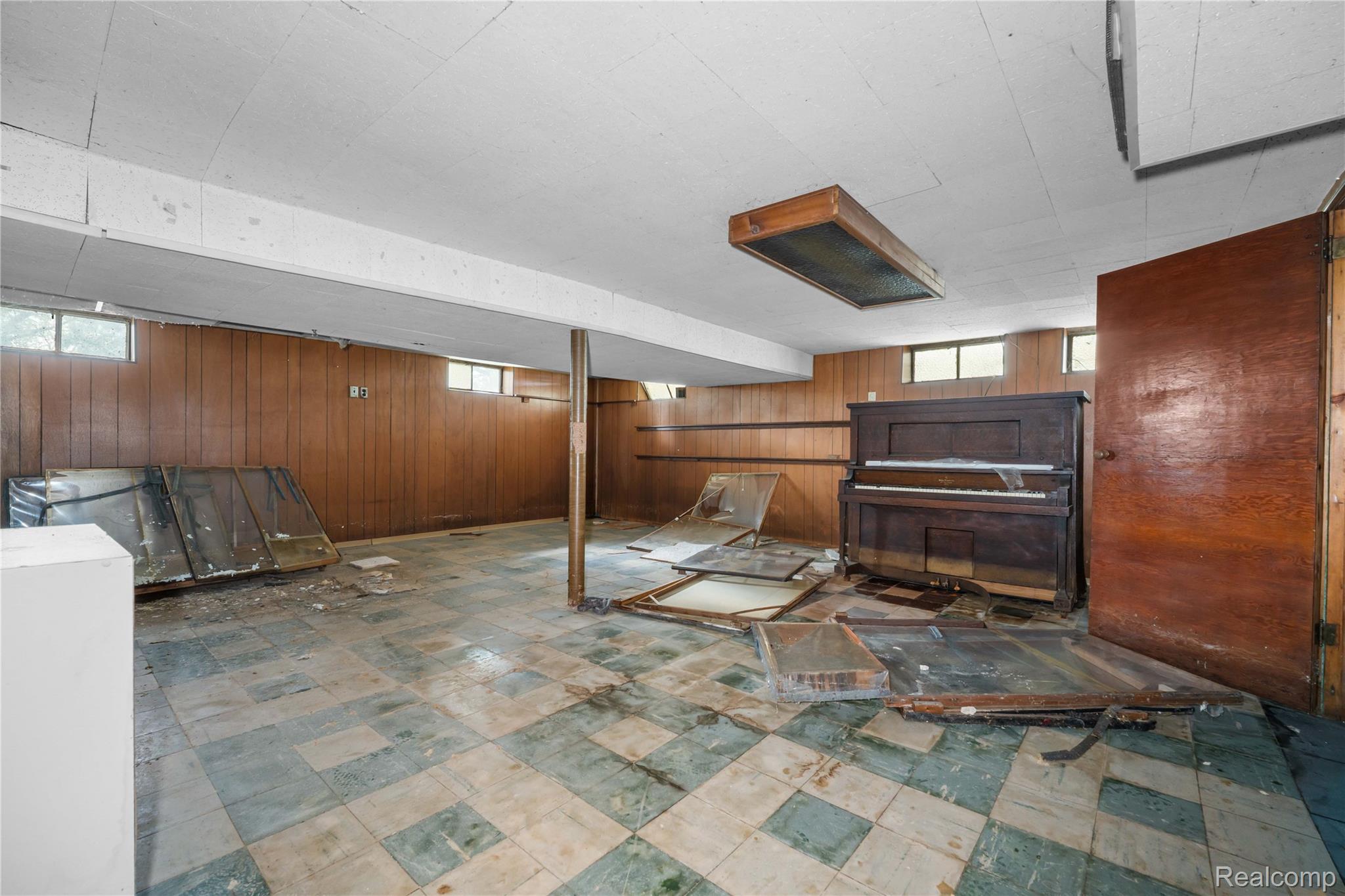 9282 Wayne Road Romulus, MI 48174 - Photo 18 of 39 15.jpg