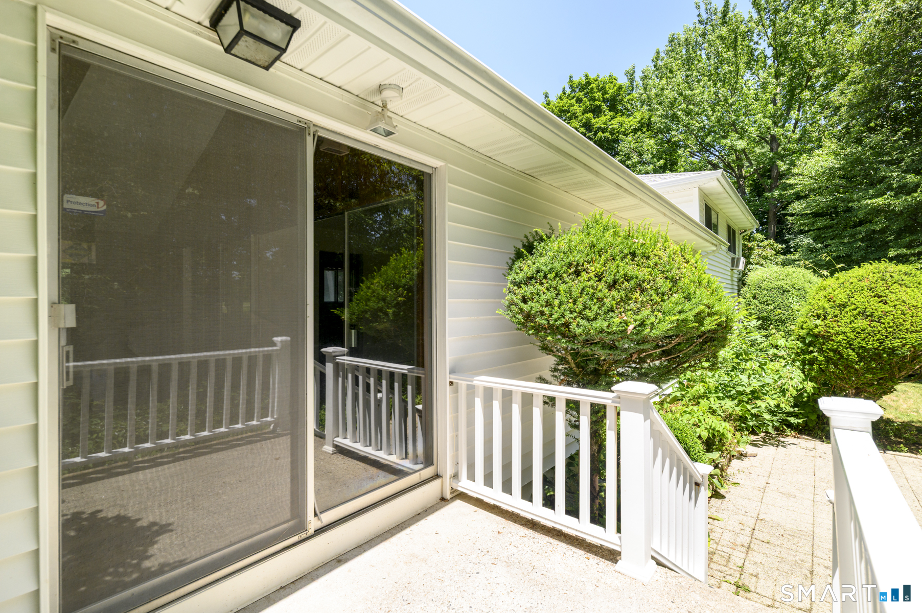 9 Pocono Road Norwalk, CT 06851 - Photo 31 of 40