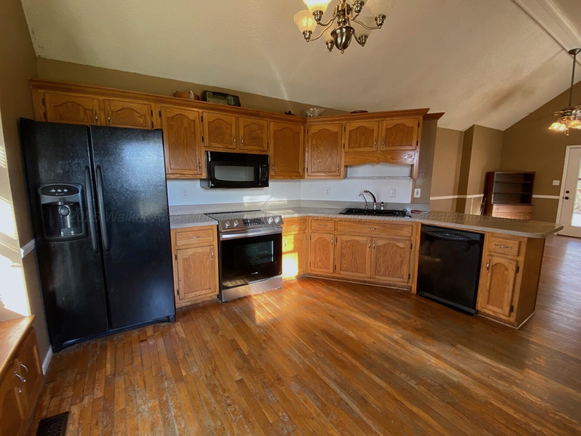 138 Morgan Road Quinton, AL 35130 - Photo 9 of 39 kitchen