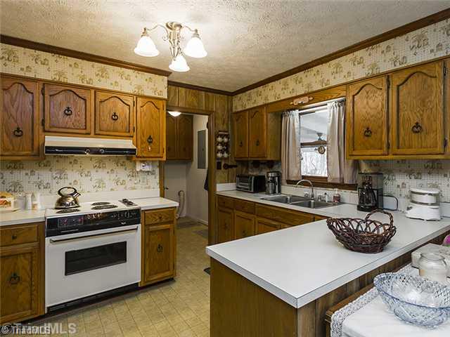 6206 Fairview Church Road Trinity, NC 27370 - Photo 7 of 16 Kitchen.