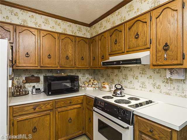 6206 Fairview Church Road Trinity, NC 27370 - Photo 8 of 16 Kitchen.