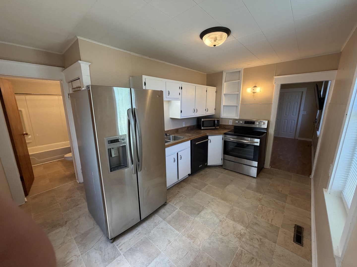 103 East State Street Mahomet, IL 61853 - Photo 3 of 5