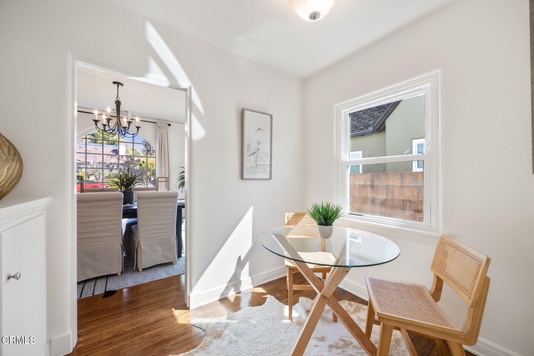 2070 Beverly Drive Pasadena, CA 91104 - Photo 10 of 25 MLS-28