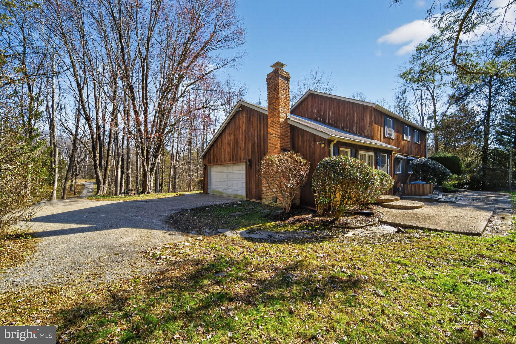 995 St George Barber Road Davidsonville, MD 21035 - Photo 4 of 35 Side of home