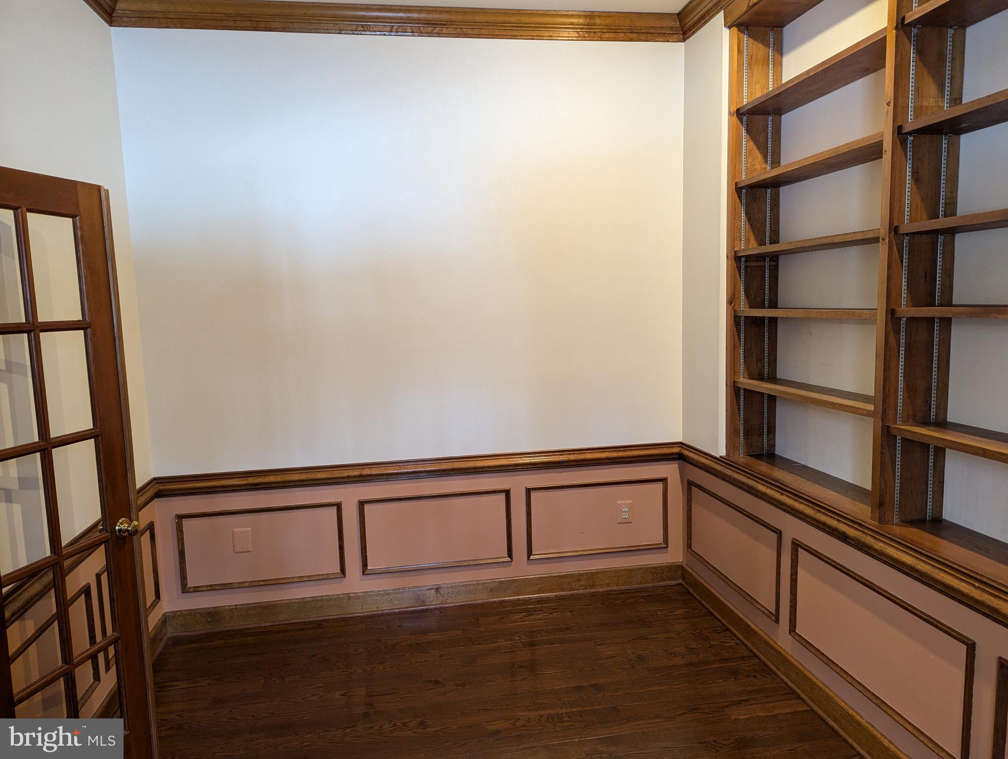 12388 Henderson Road Clifton, VA 20124 - Photo 20 of 47 Gallery Image 20