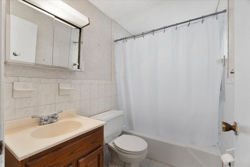 90 Durham Road, Unit 90 Dedham, MA 02026 - Photo 27 of 41