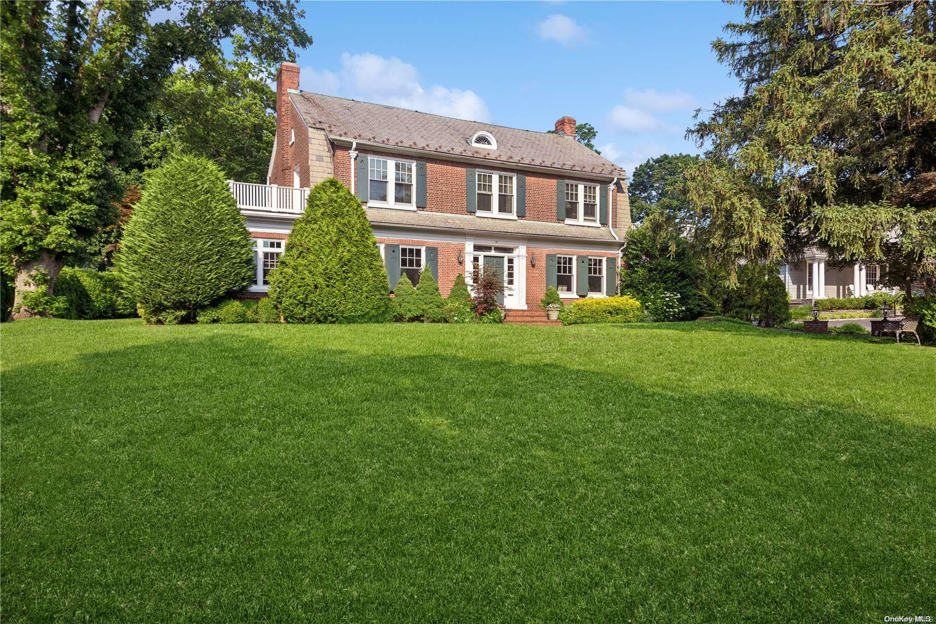 55 Crescent Road Port Washington, NY 11050 - Photo 1 of 1 Front of House