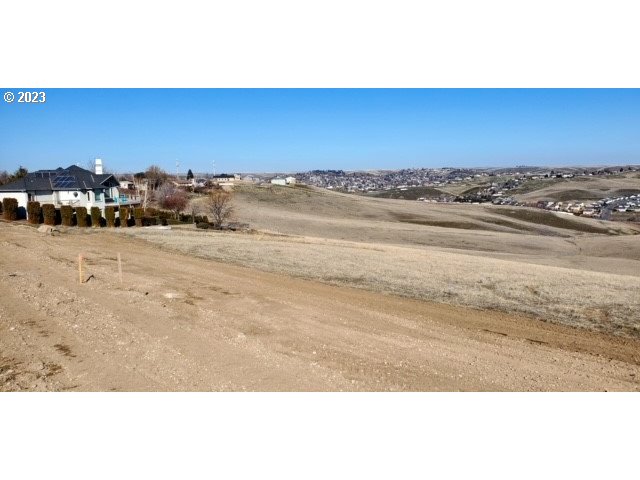 Southwest 18th Pendleton, OR 97801 - Photo 1 of 13 a view of ocean view