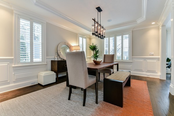 194 Lindbergh Avenue Needham, MA 02494 - Photo 4 of 28
