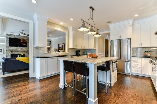 194 Lindbergh Avenue Needham, MA 02494 - Photo 8 of 28