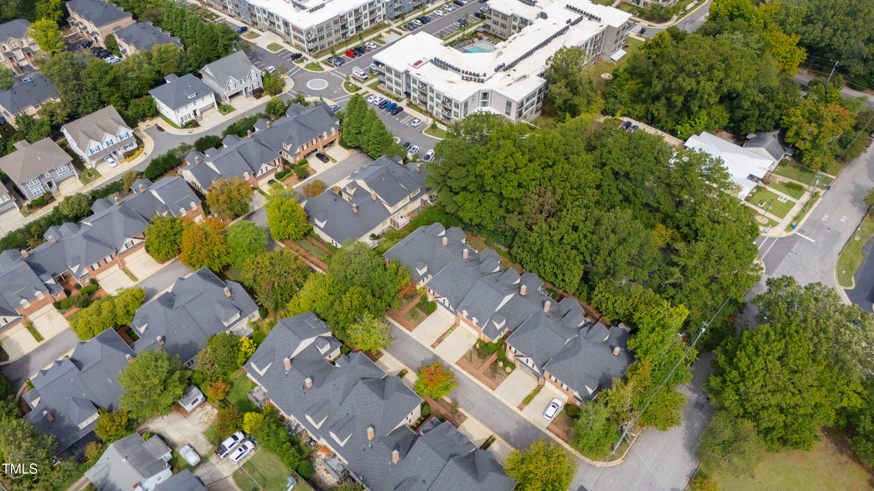 2316 Elmsford Way Raleigh, NC 27608 - Photo 41 of 42 drone 4