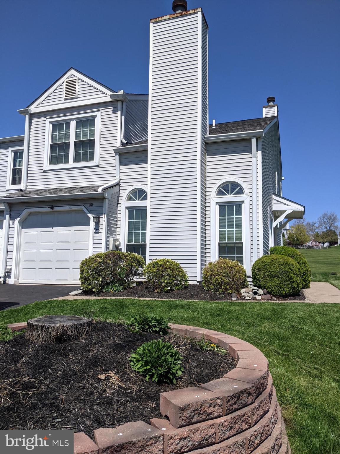 129 North Park Road Newtown, PA 18940 - Photo 2 of 18 Gallery Image 2