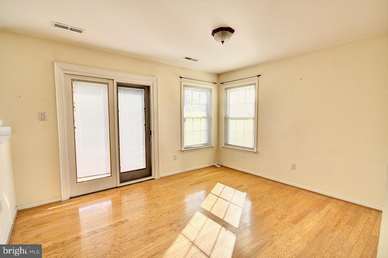 129 North Park Road Newtown, PA 18940 - Photo 7 of 18 Gallery Image 7