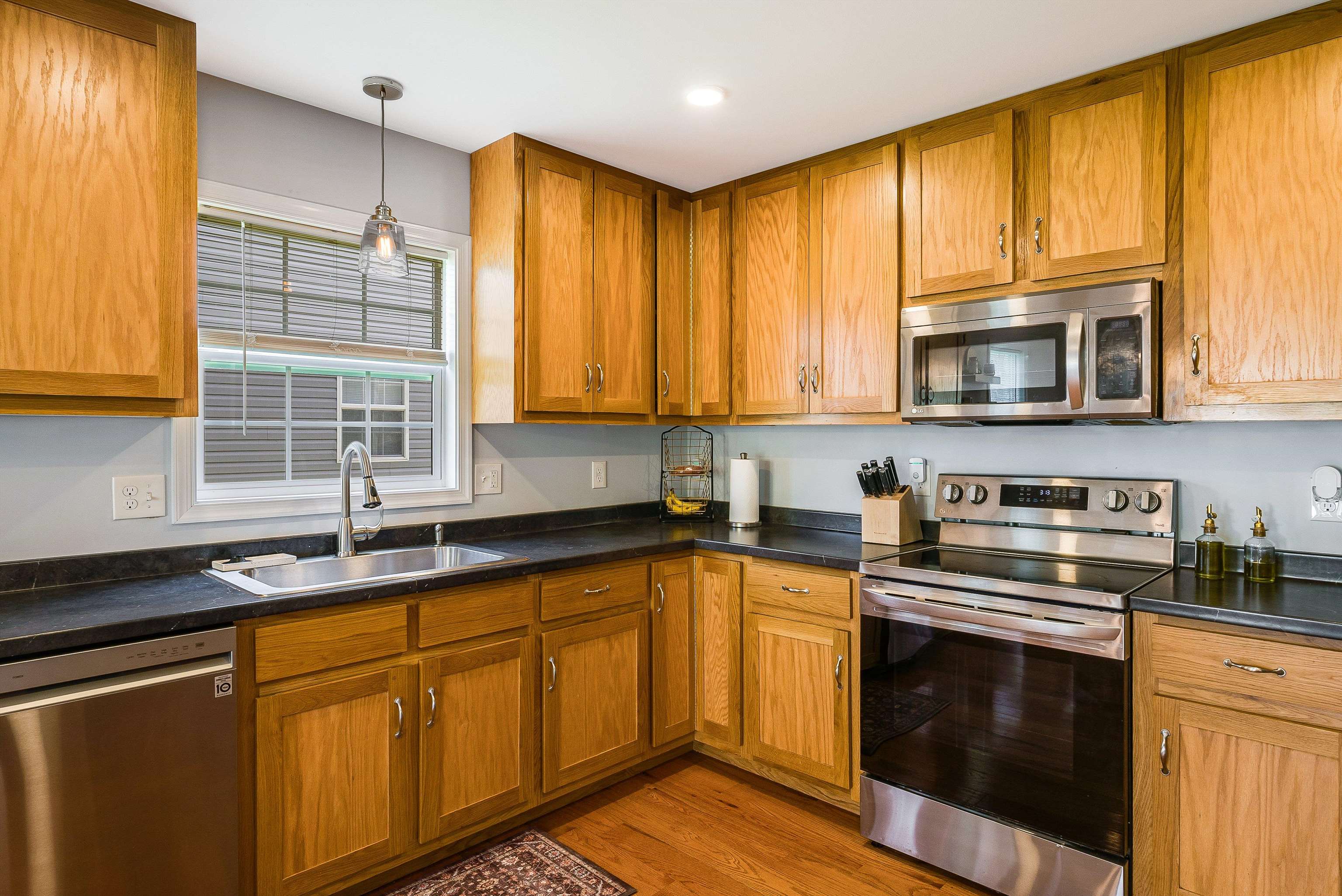 32 Reed Street Fishersville, VA 22939 - Photo 11 of 32 Gallery Image 11