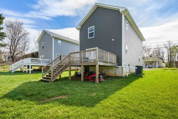 $325,000 | 32 Reed Street, Fishersville, VA 22939