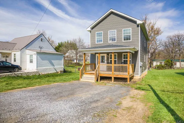 $325,000 | 32 Reed Street, Fishersville, VA 22939