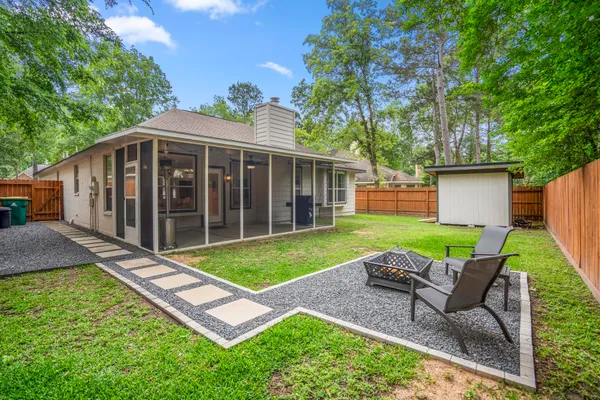 $499,900 | 146 South Holly Laurel Circle, The Woodlands, TX 77382