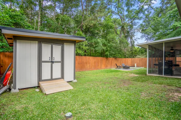 $499,900 | 146 South Holly Laurel Circle, The Woodlands, TX 77382