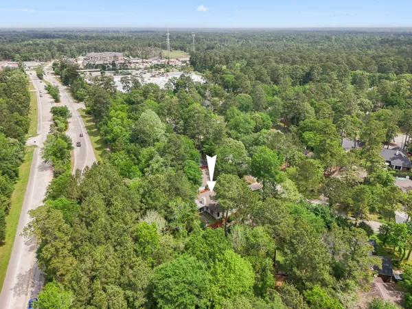 $499,900 | 146 South Holly Laurel Circle, The Woodlands, TX 77382