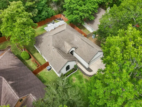 $499,900 | 146 South Holly Laurel Circle, The Woodlands, TX 77382