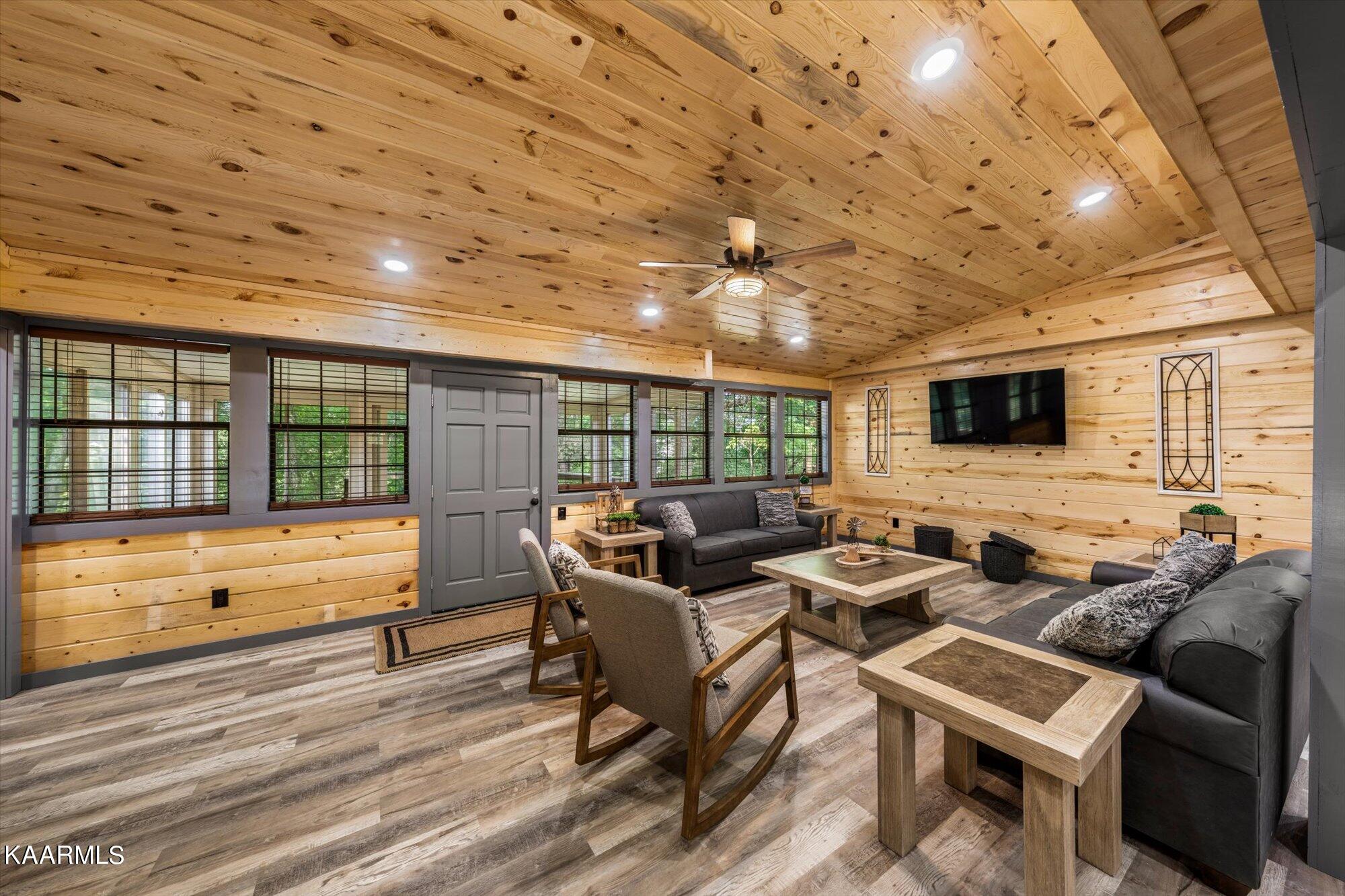 4014 Hitching Post Road Pigeon Forge, TN 37863 - Photo 33 of 50 06-4014-Hitching-Post-Rd-Pigeon-Forge-TN