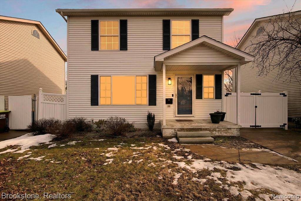 116 Maple Boulevard Monroe, MI 48162 - Photo 3 of 30