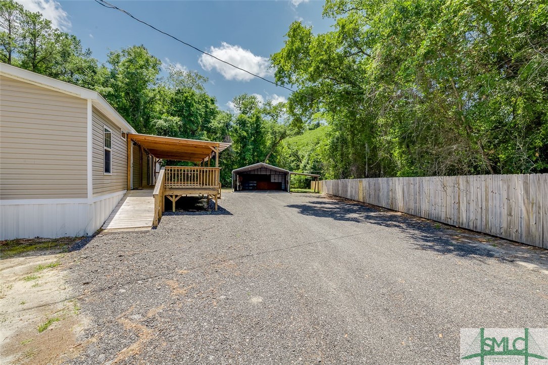 40 Wade Carter Road Ellabell, GA 31308 - Photo 5 of 39