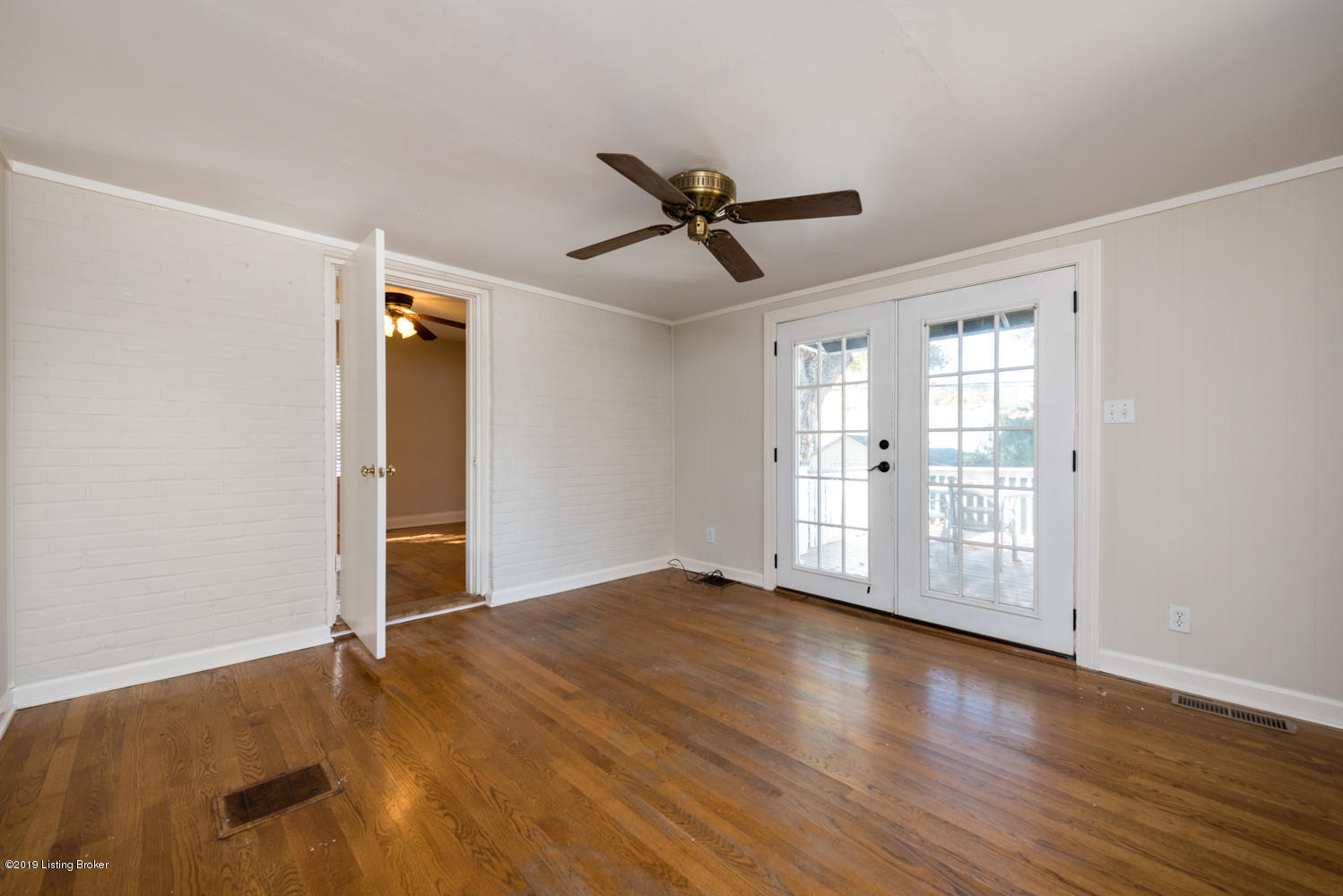 4019 Hillsboro Road Louisville, KY 40207 - Photo 16 of 37 4019 Hillsboro (16 of 37)