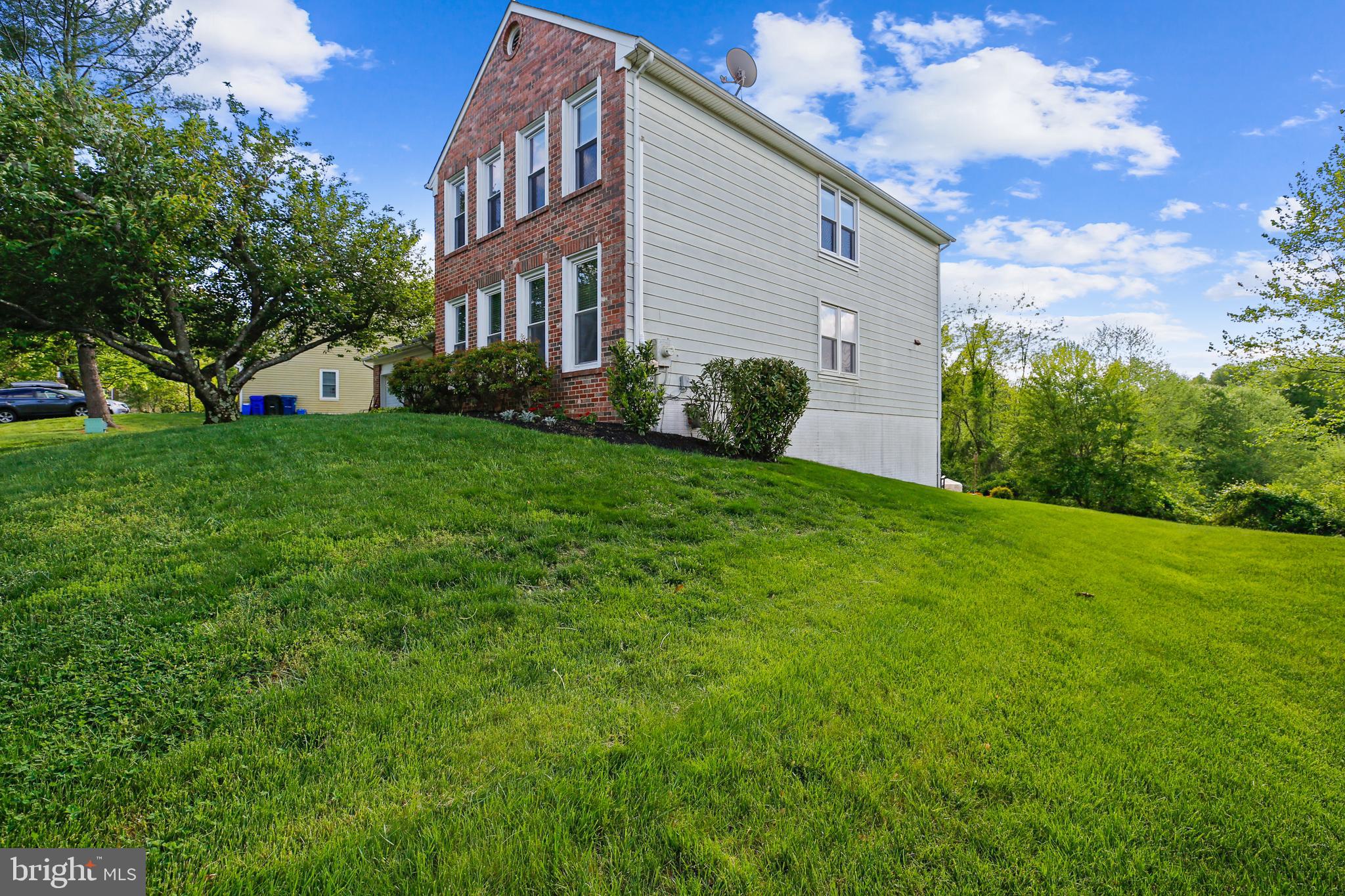14516 Sandy Ridge Road Silver Spring, MD 20905 - Photo 73 of 79 Side elevation