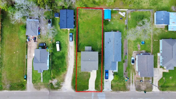 $240,000 | 1908 Bellview Street, La Marque, TX 77568